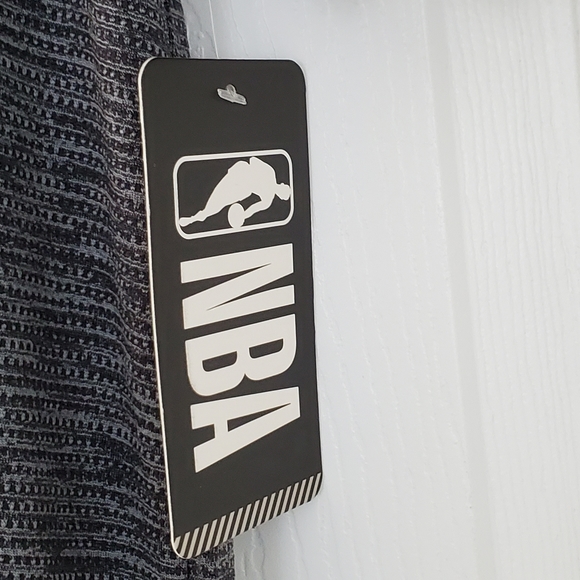 NBA Logo T-shirt. NWT - Picture 8 of 10